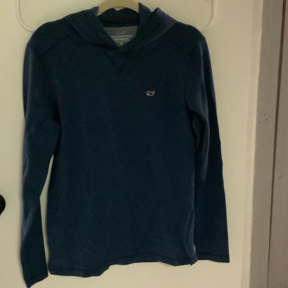 Vineyard Vines Men's V-Neck Sweater in Deep Blue